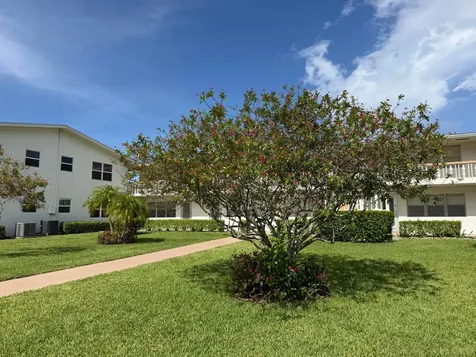 162 Windsor H West Palm Beach FL 33417