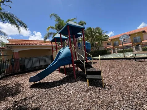 203 S Santa Catalina Circle North Lauderdale FL 33068