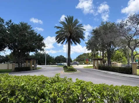 203 S Santa Catalina Circle North Lauderdale FL 33068