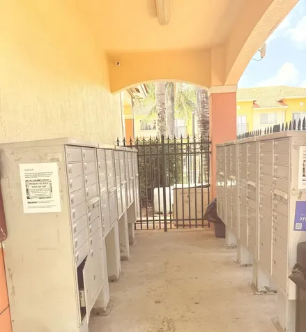 203 S Santa Catalina Circle North Lauderdale FL 33068