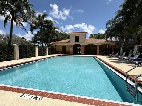 203 S Santa Catalina Circle North Lauderdale FL 33068
