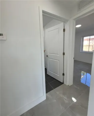 6041 SW 17th Street Miami FL 33155
