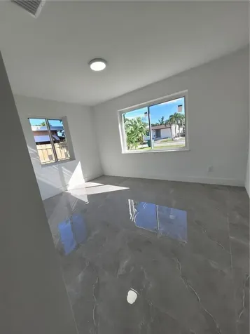 6041 SW 17th Street Miami FL 33155