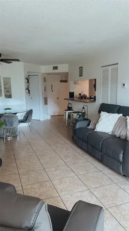 953 Coral Club Drive Coral Springs FL 33071
