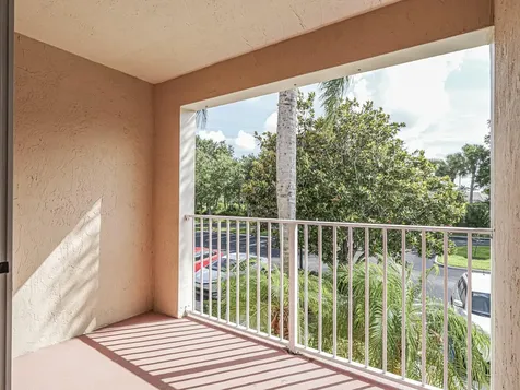 1670 N 42nd Circle Vero Beach FL 32967