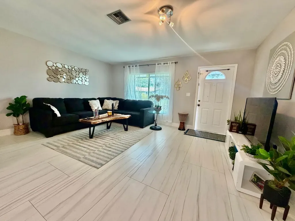 3464 NW 26th Avenue Boca Raton FL 33434