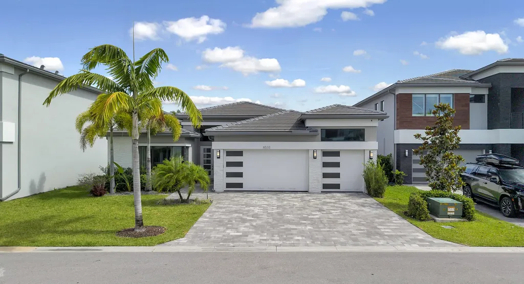 8533 Ganton Drive Boca Raton FL 33434