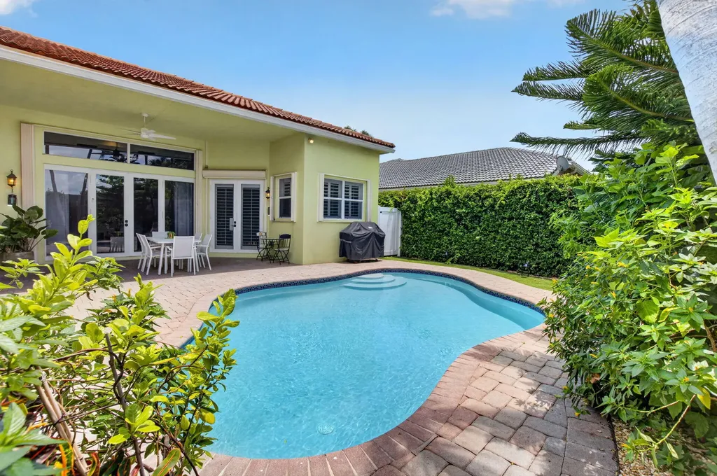 12657 Oak Run Court Boynton Beach FL 33436