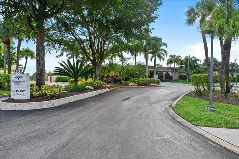3755 Via Poinciana Greenacres FL 33467