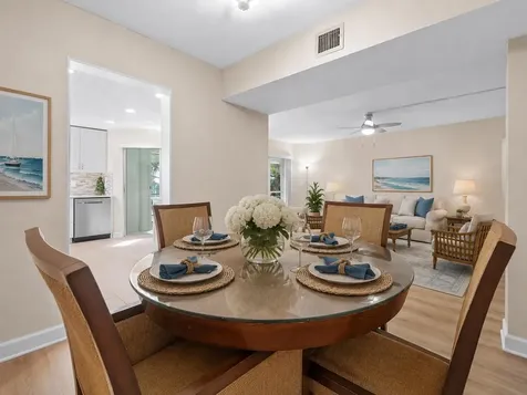 3755 Via Poinciana Greenacres FL 33467