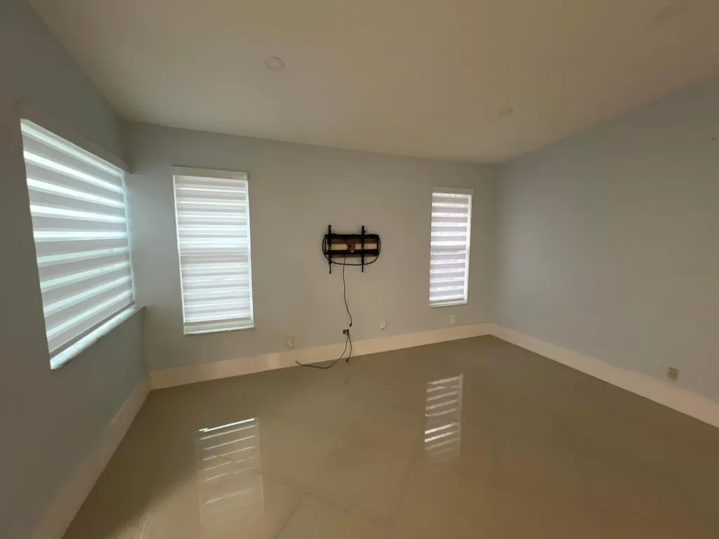 115 SW 34th Avenue Deerfield Beach FL 33442