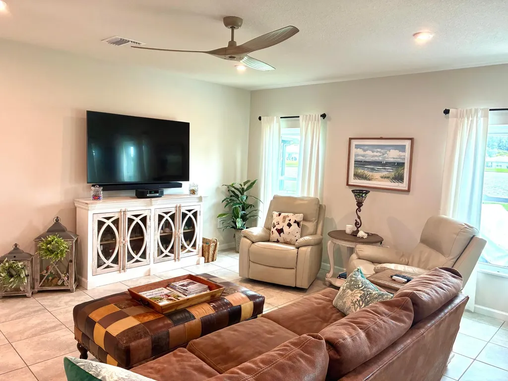 437 Acai Lane Fort Pierce FL 34981