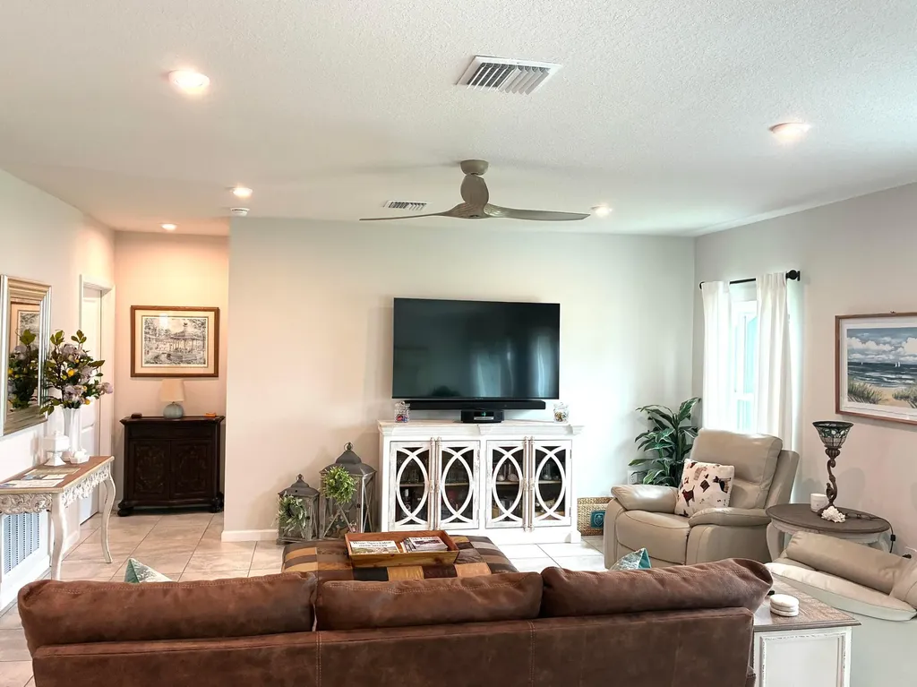 437 Acai Lane Fort Pierce FL 34981