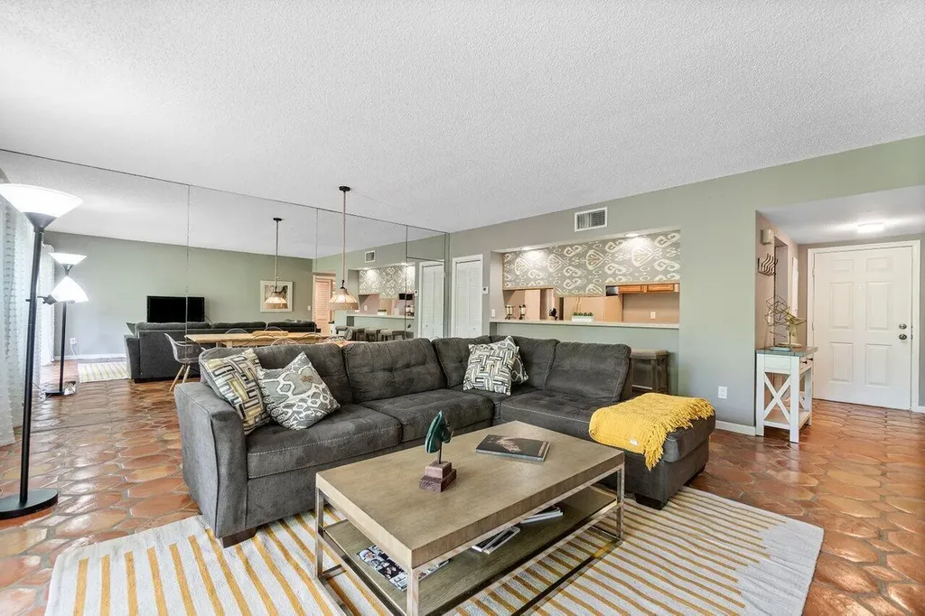 11863 Wimbledon Circle Wellington FL 33414