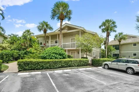 11863 Wimbledon Circle Wellington FL 33414