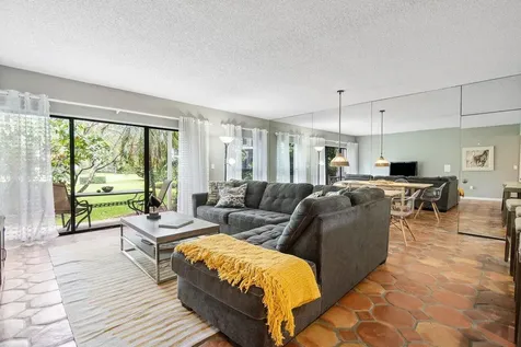 11863 Wimbledon Circle Wellington FL 33414