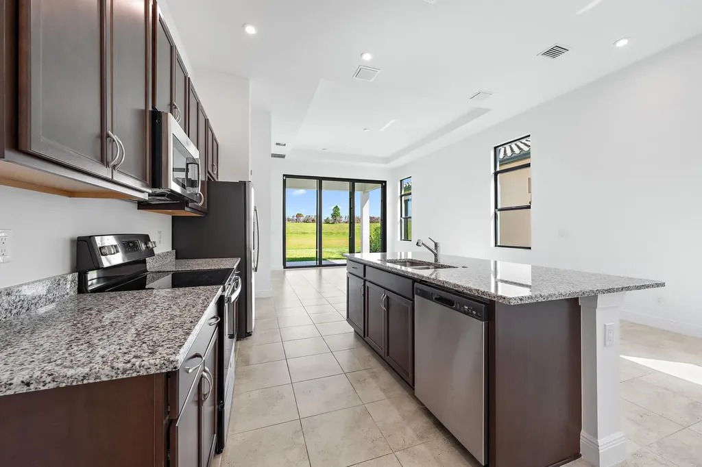 10135 SW Latium Way Port St Lucie FL 34987
