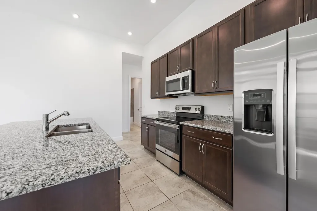 10135 SW Latium Way Port St Lucie FL 34987