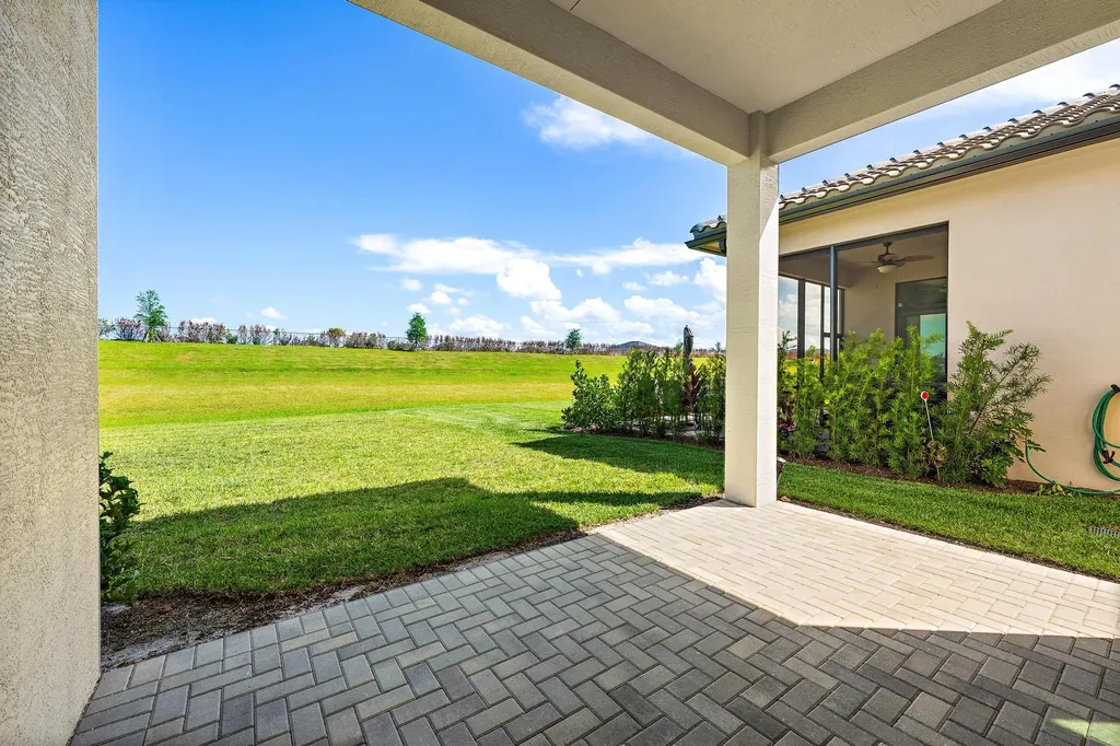 10135 SW Latium Way Port St Lucie FL 34987