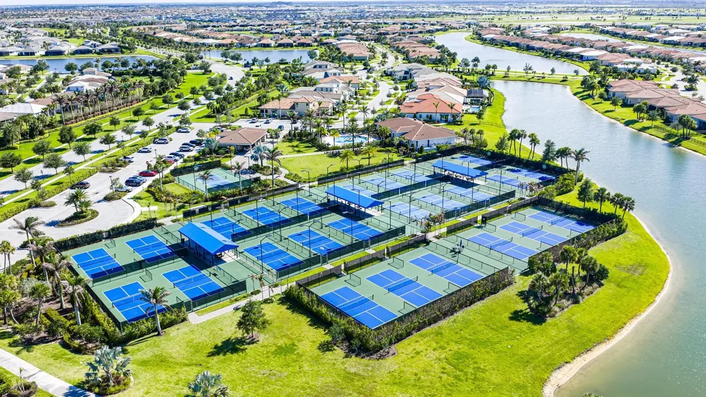 10135 SW Latium Way Port St Lucie FL 34987