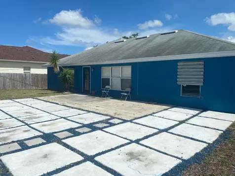 701 SW Sarazen Avenue Port St Lucie FL 34953