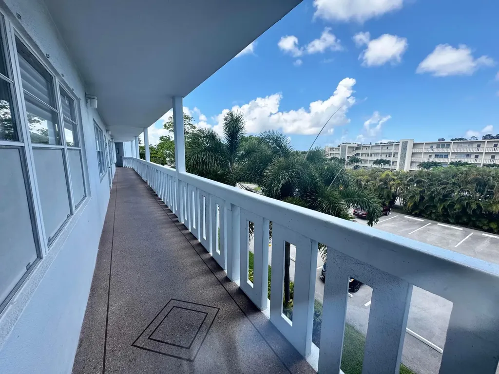 3058 Cambridge C Deerfield Beach FL 33442