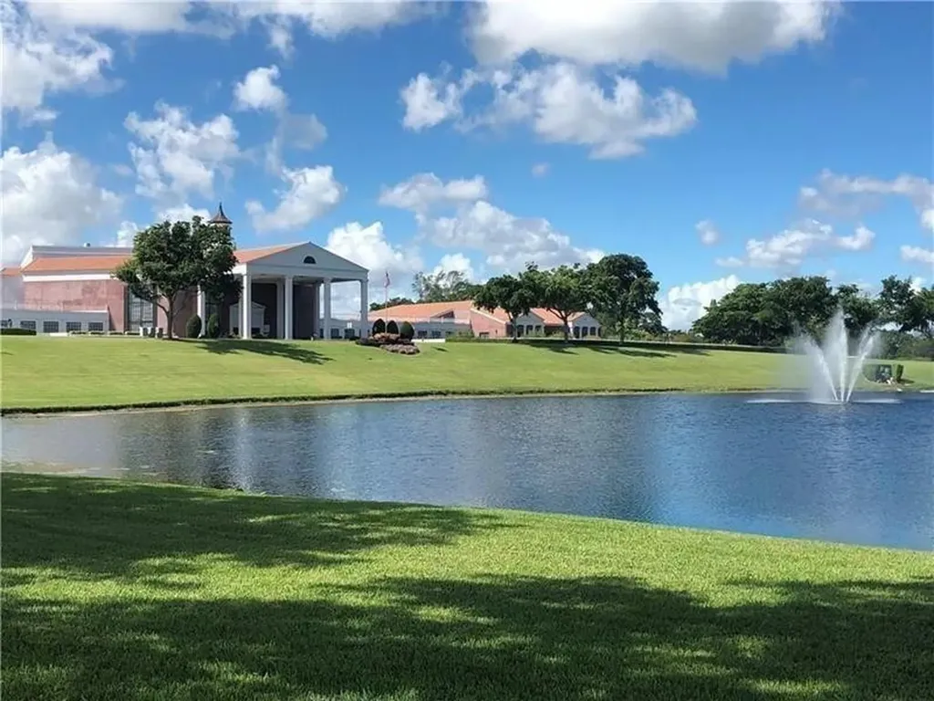 3058 Cambridge C Deerfield Beach FL 33442