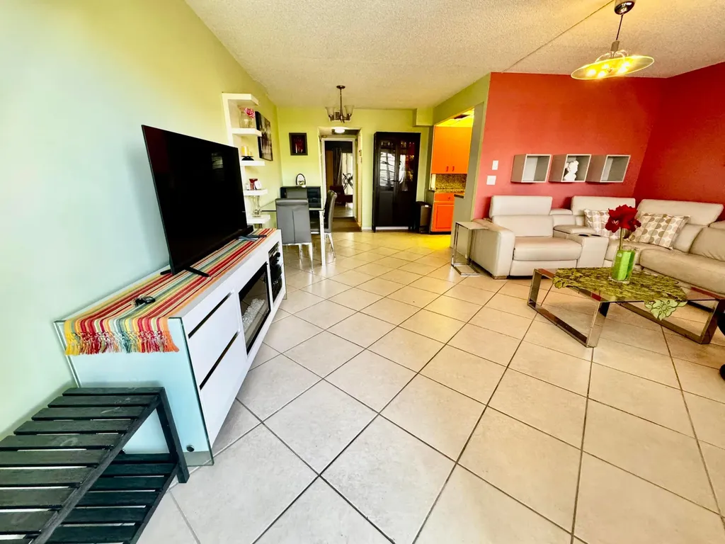 3058 Cambridge C Deerfield Beach FL 33442