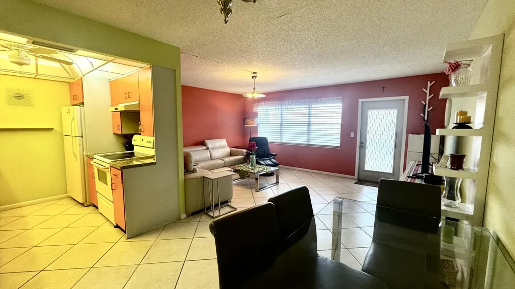 3058 Cambridge C Deerfield Beach FL 33442