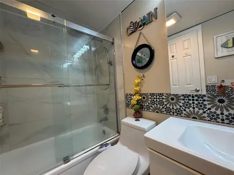 3058 Cambridge Deerfield Beach FL 33442