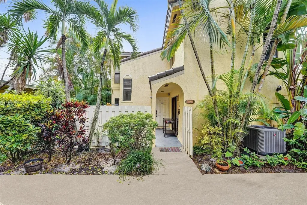 22322 Pineapple Walk Drive Boca Raton FL 33433