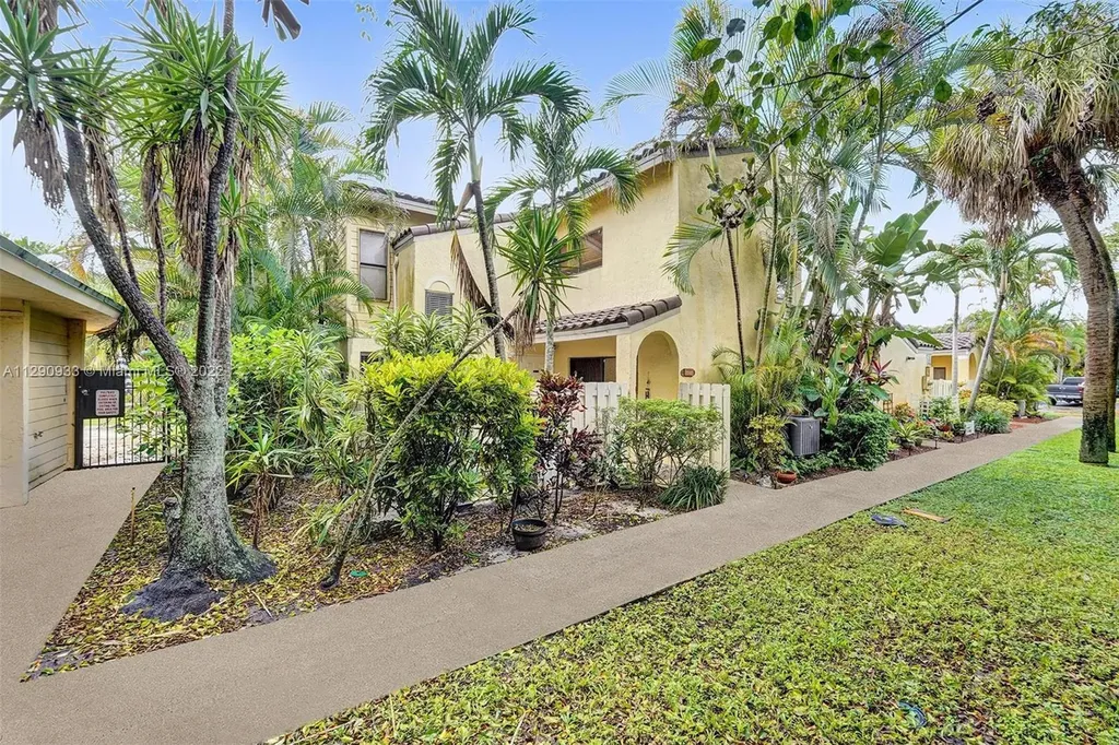 22322 Pineapple Walk Drive Boca Raton FL 33433