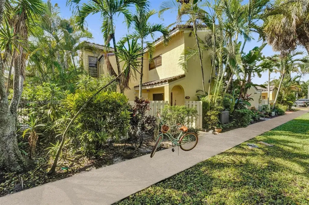 22322 Pineapple Walk Drive Boca Raton FL 33433