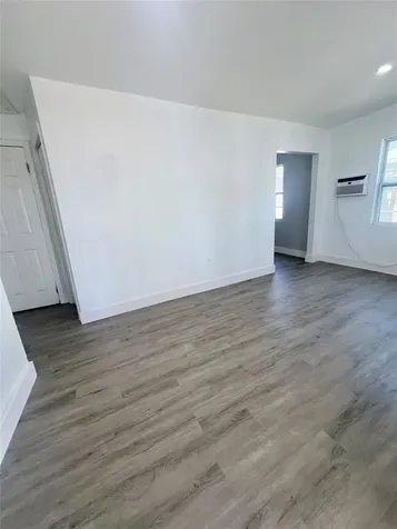 1768 NW 112th Terrace Miami FL 33167