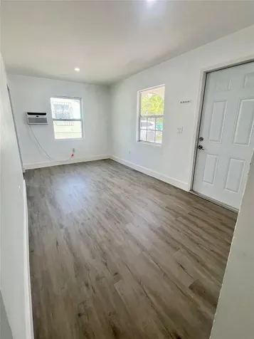 1768 NW 112th Terrace Miami FL 33167