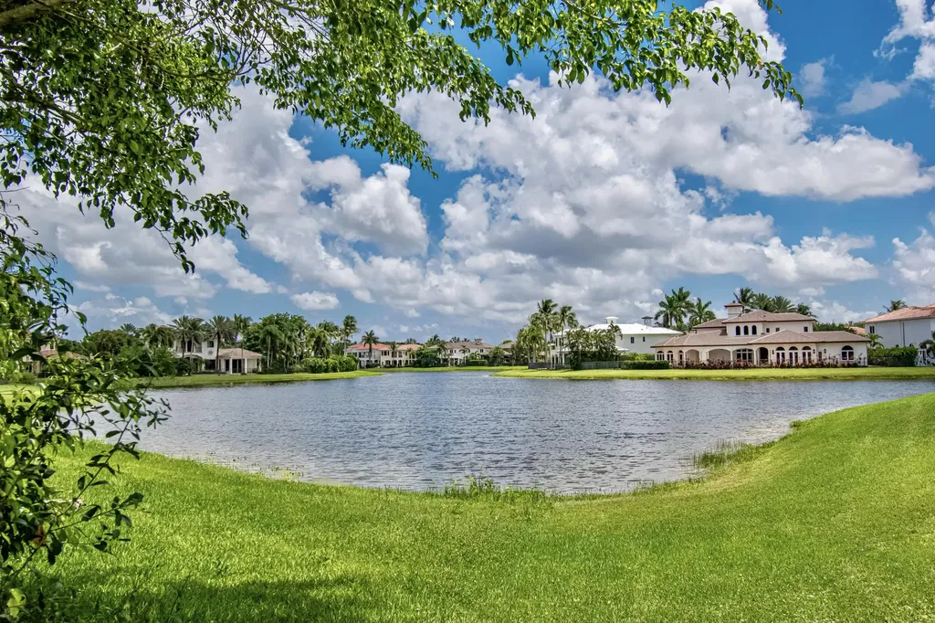 17690 Middlebrook Way Boca Raton FL 33496