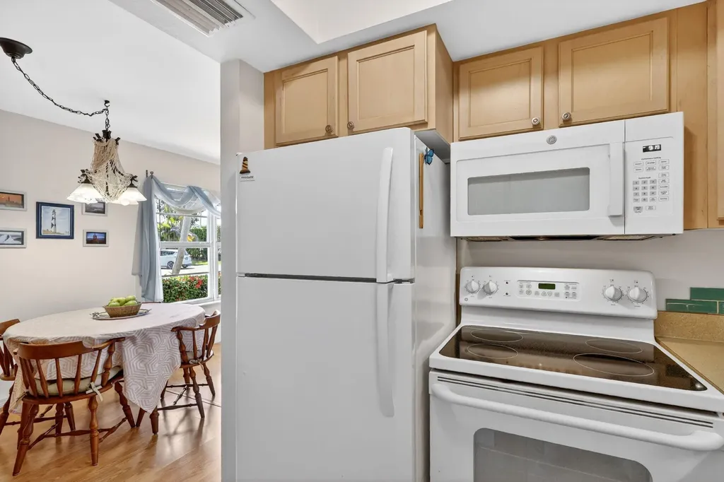 2929 SE Ocean Boulevard Stuart FL 34996