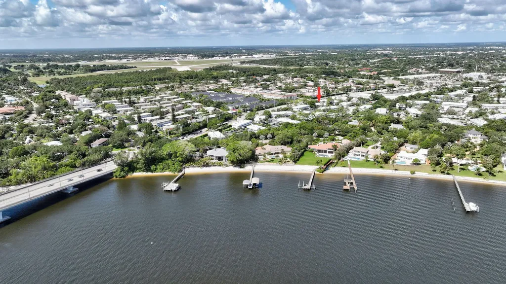 2929 SE Ocean Boulevard Stuart FL 34996