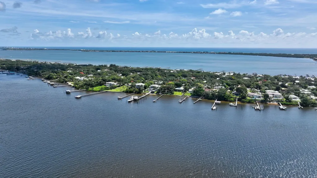 2929 SE Ocean Boulevard Stuart FL 34996