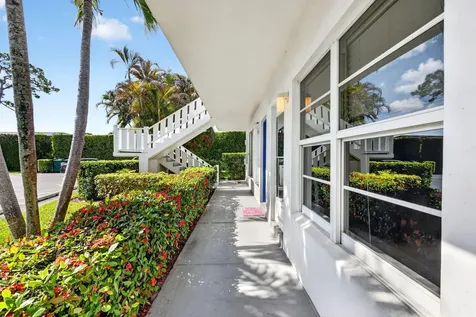 2929 SE Ocean Boulevard Stuart FL 34996