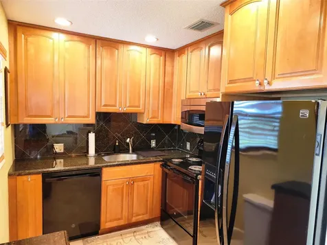 74 Preston Boca Raton FL 33434