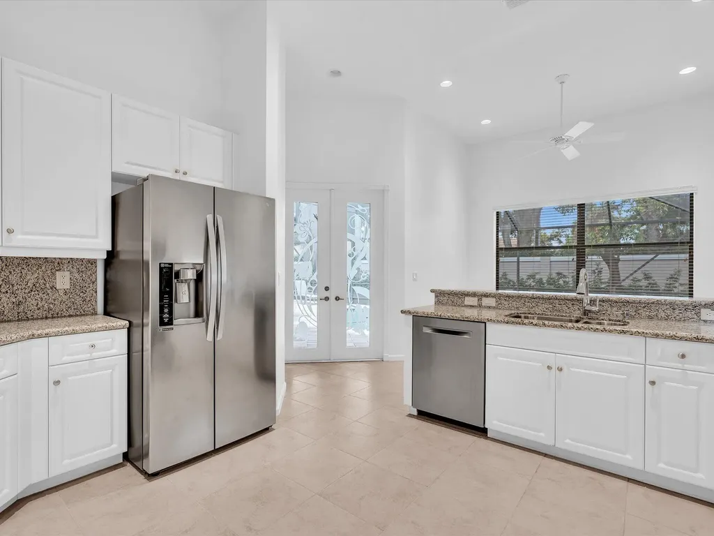 8005 Via Grande Boynton Beach FL 33437