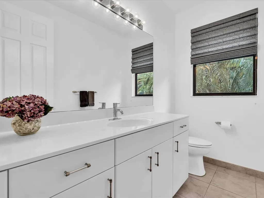 8005 Via Grande Boynton Beach FL 33437
