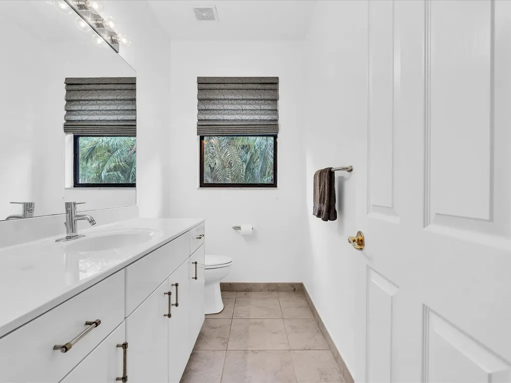 8005 Via Grande Boynton Beach FL 33437