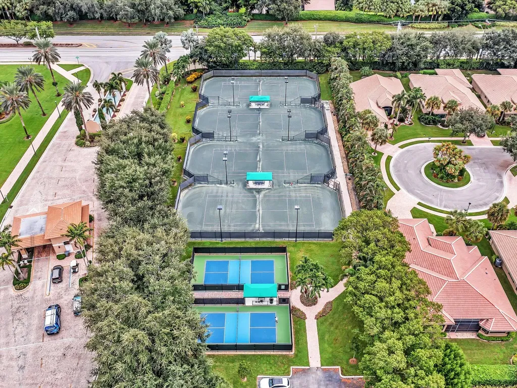 8005 Via Grande Boynton Beach FL 33437
