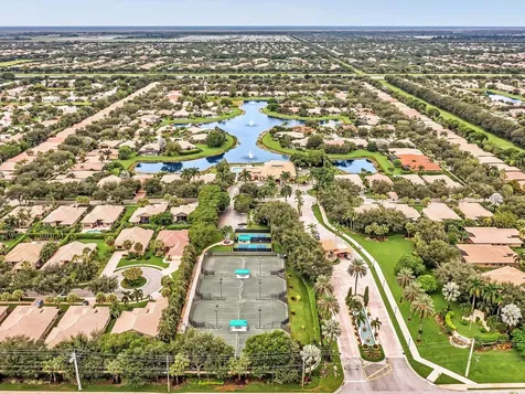 8005 Via Grande Boynton Beach FL 33437