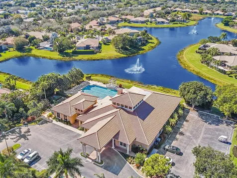 8005 Via Grande Boynton Beach FL 33437