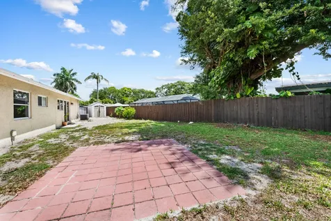18451 Spanish Isle Place Boca Raton FL 33496