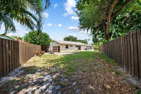 18451 Spanish Isle Place Boca Raton FL 33496
