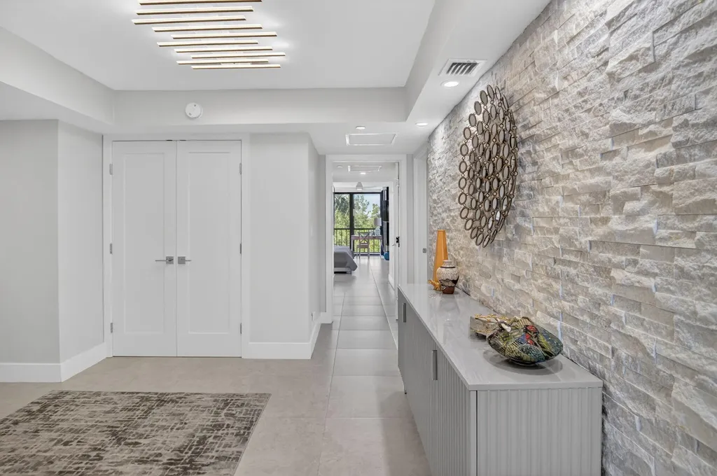 7768 Lakeside Boulevard Boca Raton FL 33434